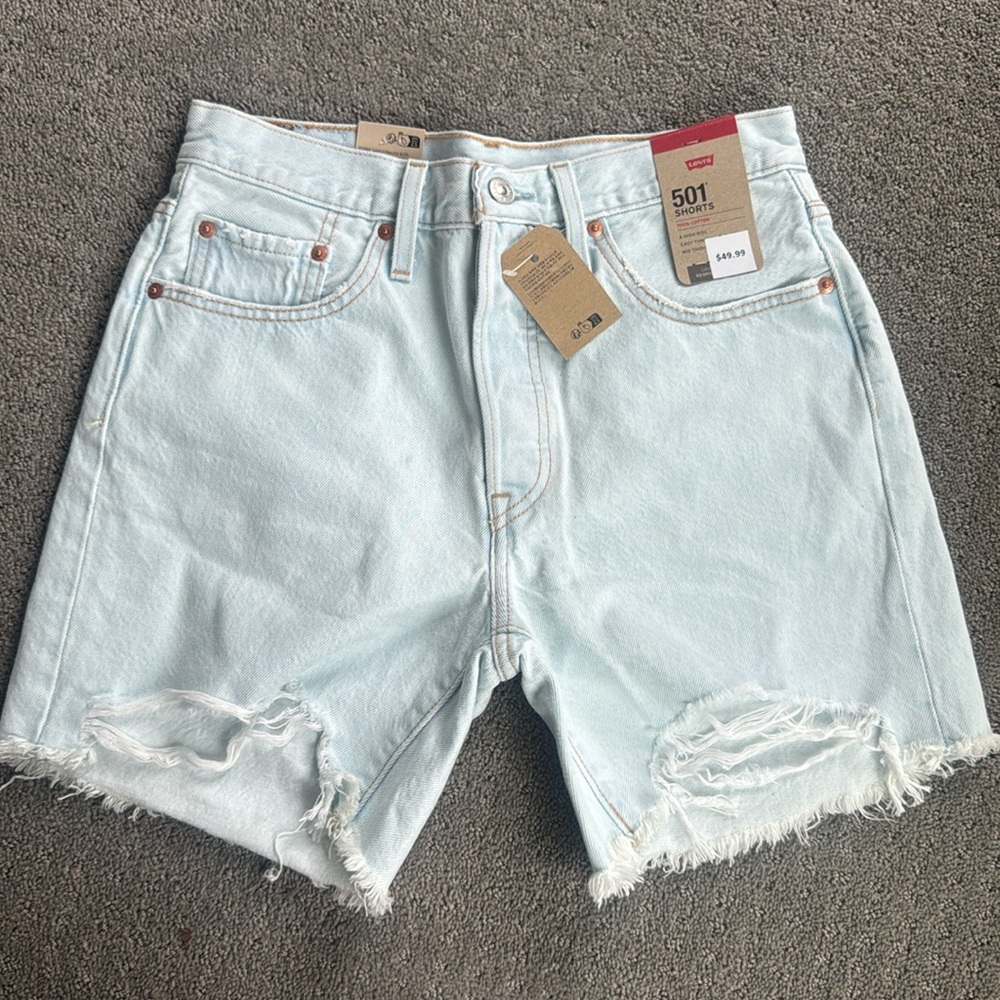Levi’s 501 Shorts - Fade Off - Picture 4 of 7